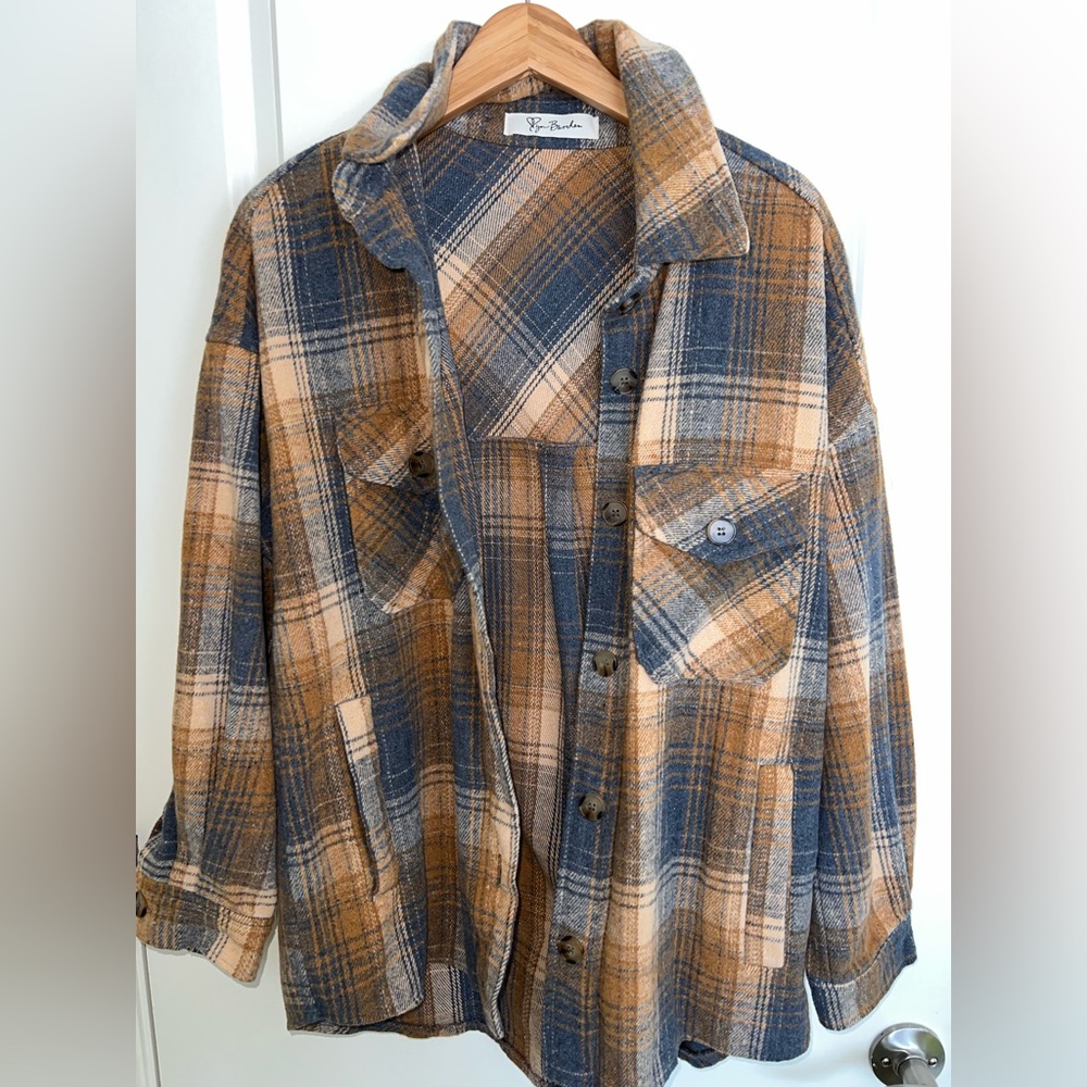 Womens S/M shacket